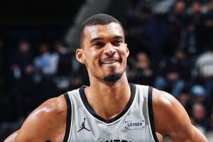 NBA官方晒盖帽榜：文班总盖帽一骑绝尘 场均2.9帽无人能及